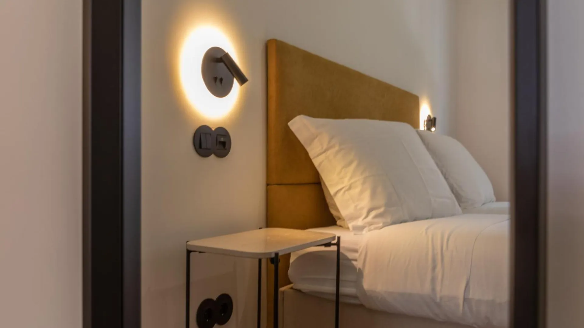 Alvalade 58 - Charming 2 Bedroom Apartment With Ac Near The Airport And City Center Lisbon