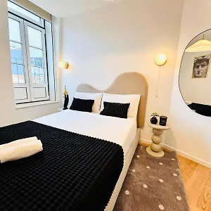 Pink House Ii Beautiful 2 Bedroom Flat In City Center Lisboa